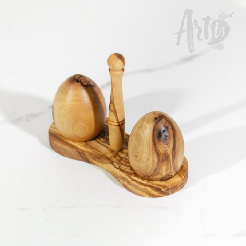 Salt and pepper shakers with Holder