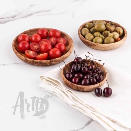 Small Wooden Round Plate Set of 3